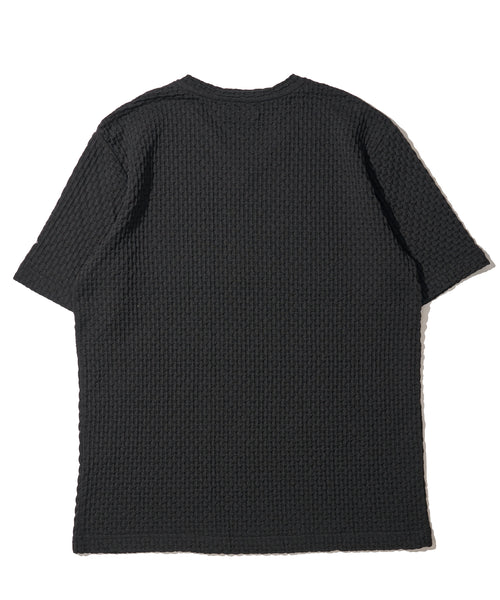 バタフライブリスターVネックTシャツ
