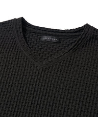 バタフライブリスターVネックTシャツ