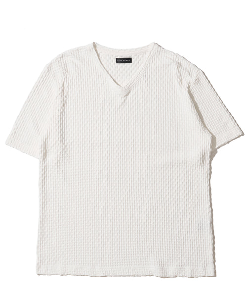 バタフライブリスターVネックTシャツ