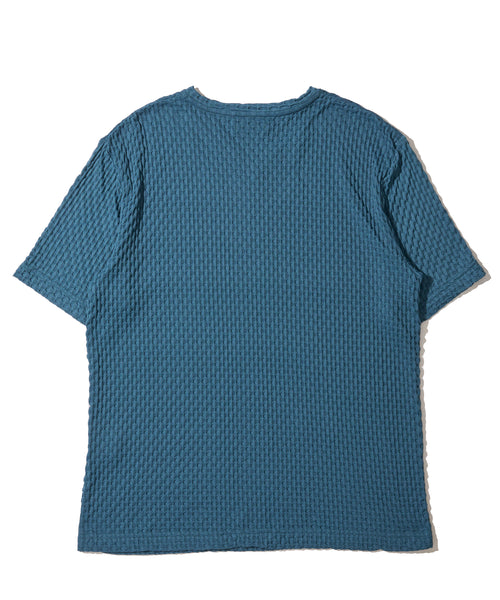 バタフライブリスターVネックTシャツ