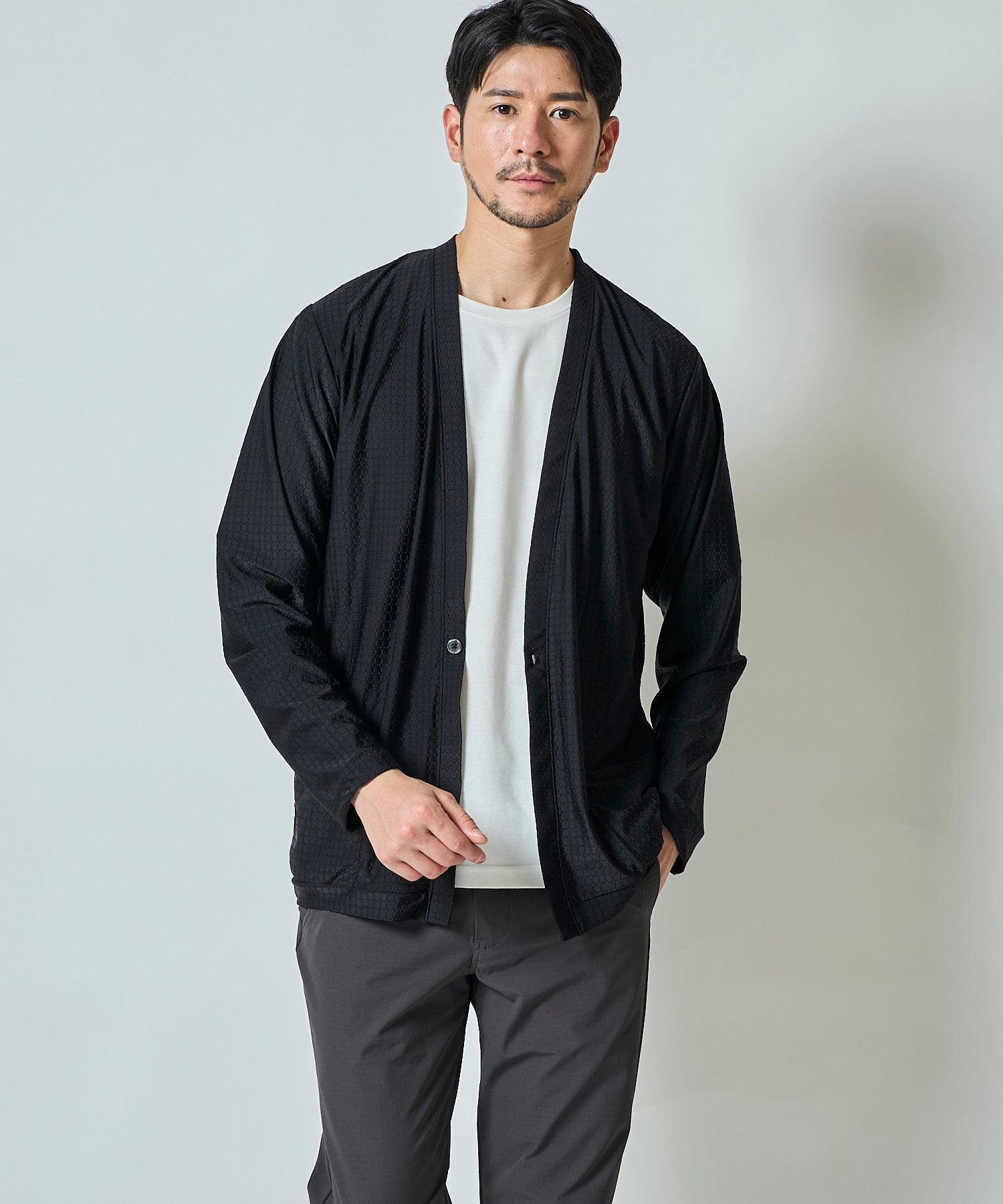 ストレッチナイロンカーディガン