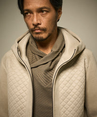 エンボスフードブルゾン