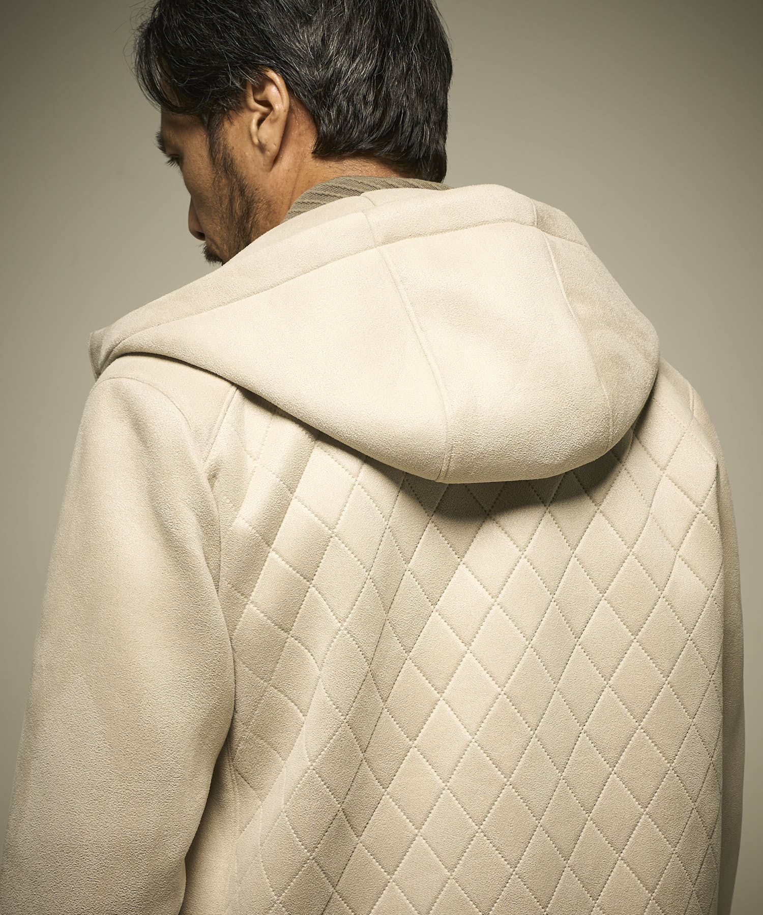 エンボスフードブルゾン