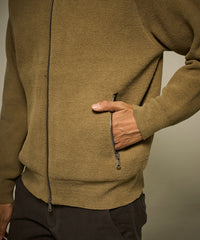 サンドベージュ　model：186㎝　着用サイズ：L