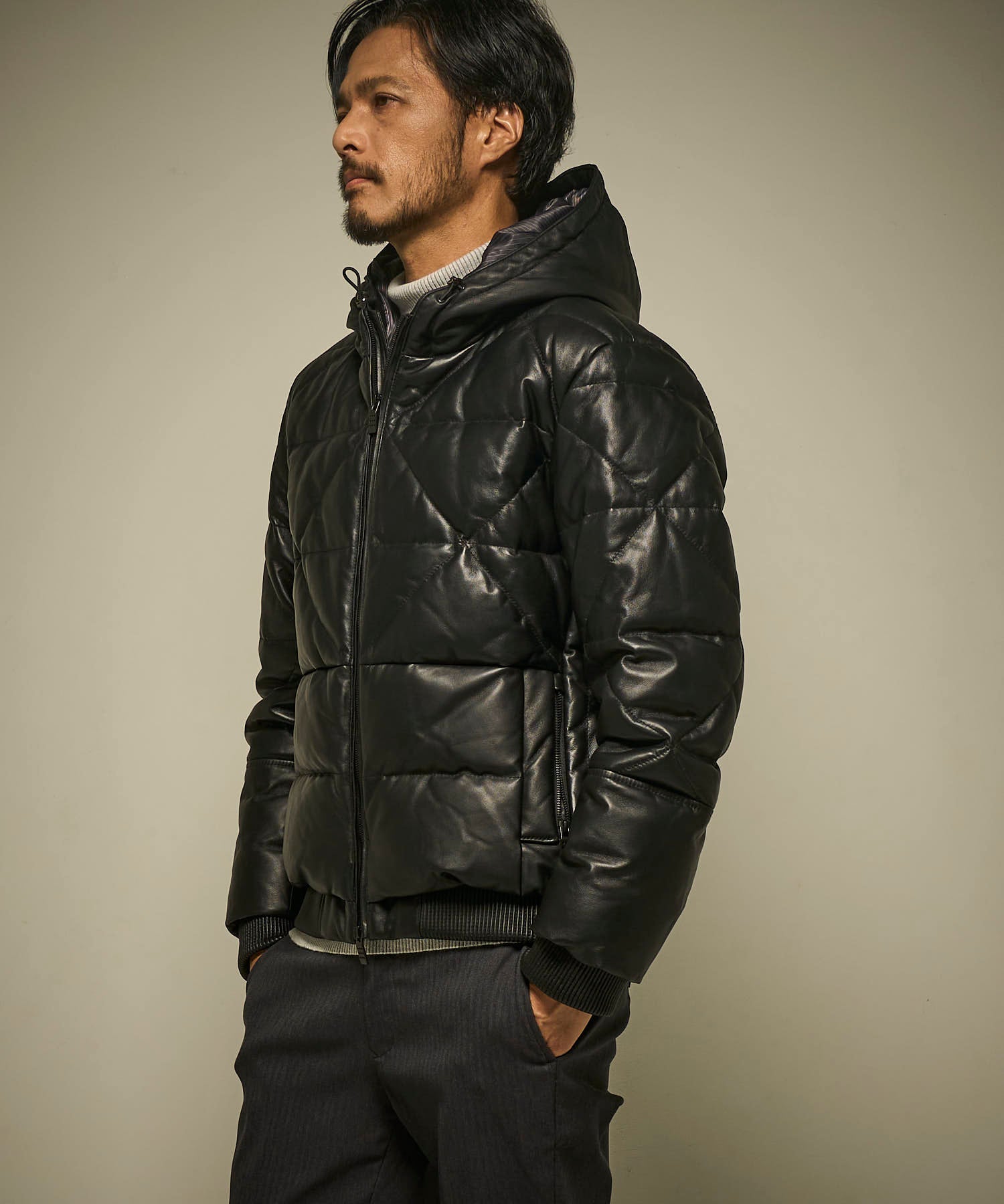 フードレザーダウンブルゾン