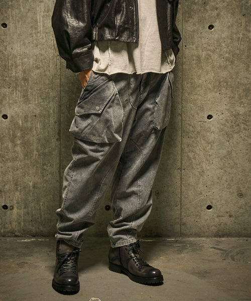 グレー　model：186㎝　着用サイズ：L