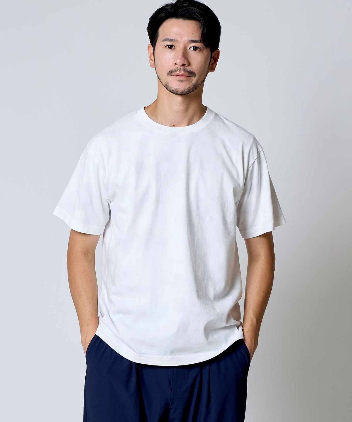 ガーメントダイクルーネックTシャツ
