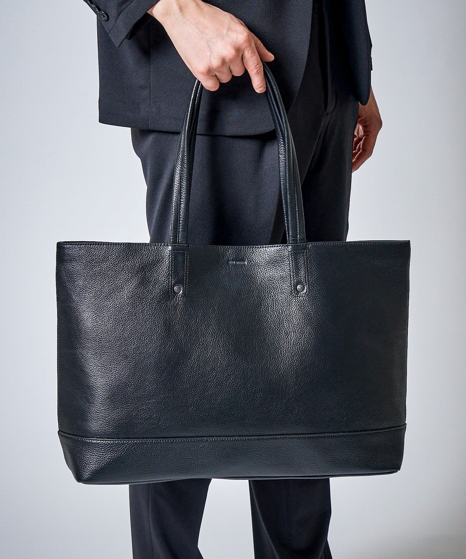 【TETE HOMME × SOLATINA】カウレザートートバッグ
