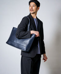 【TETE HOMME × SOLATINA】カウレザートートバッグ