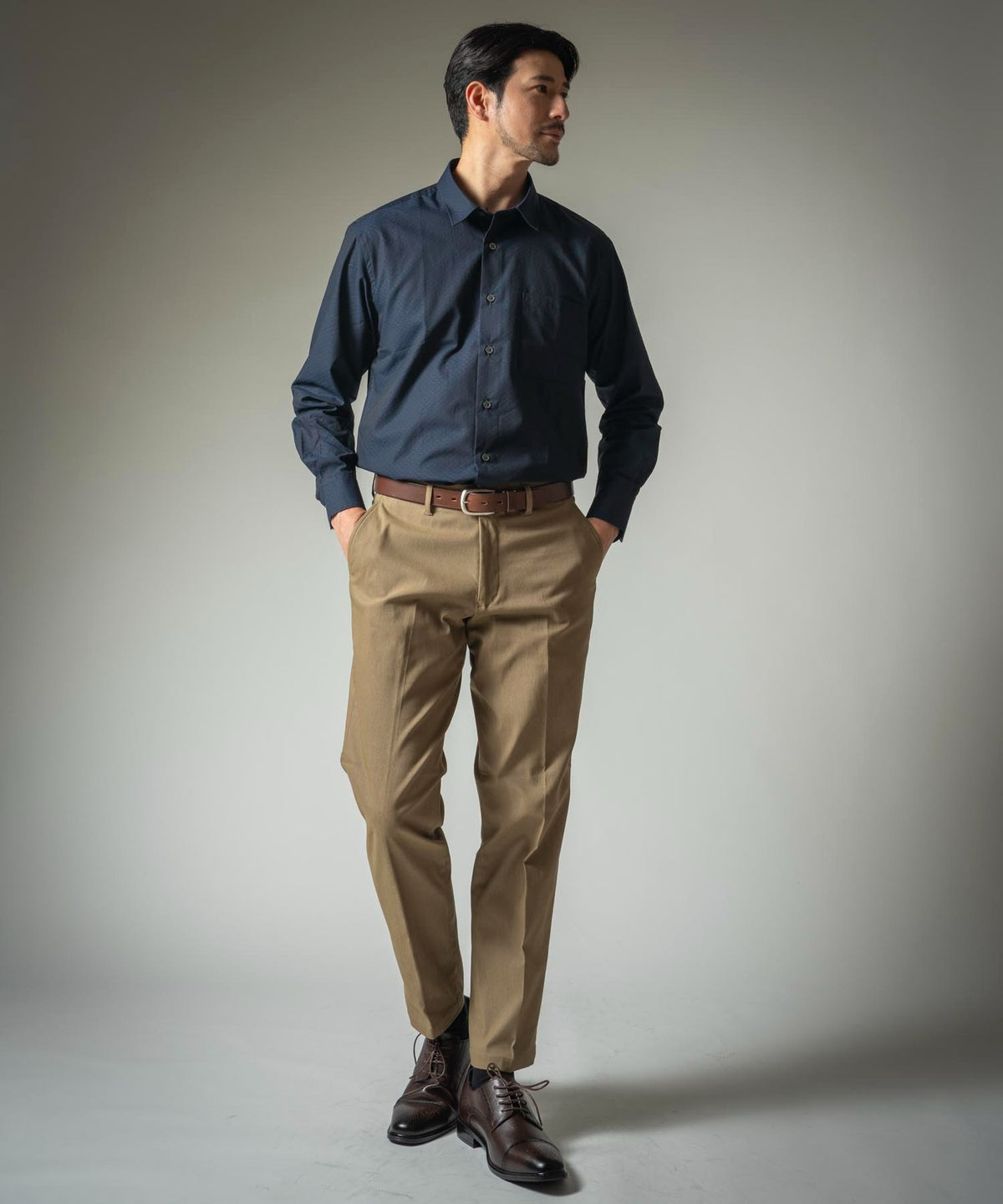 ベージュ　model：177cm 着用サイズ：LARGE