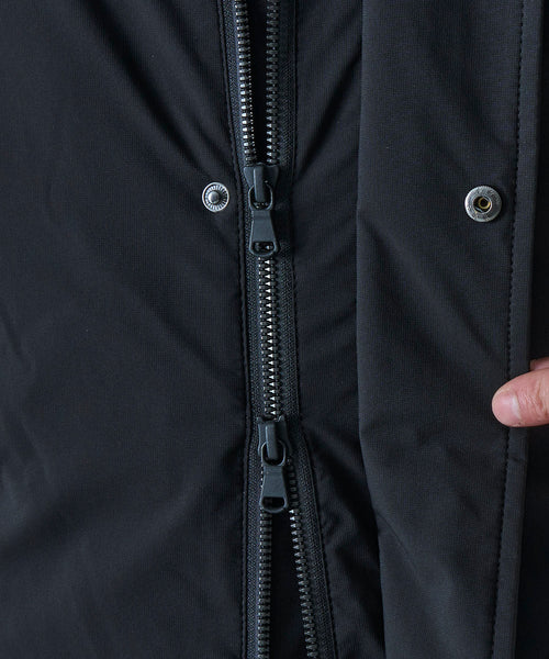 ミドル丈ダウンブルゾン