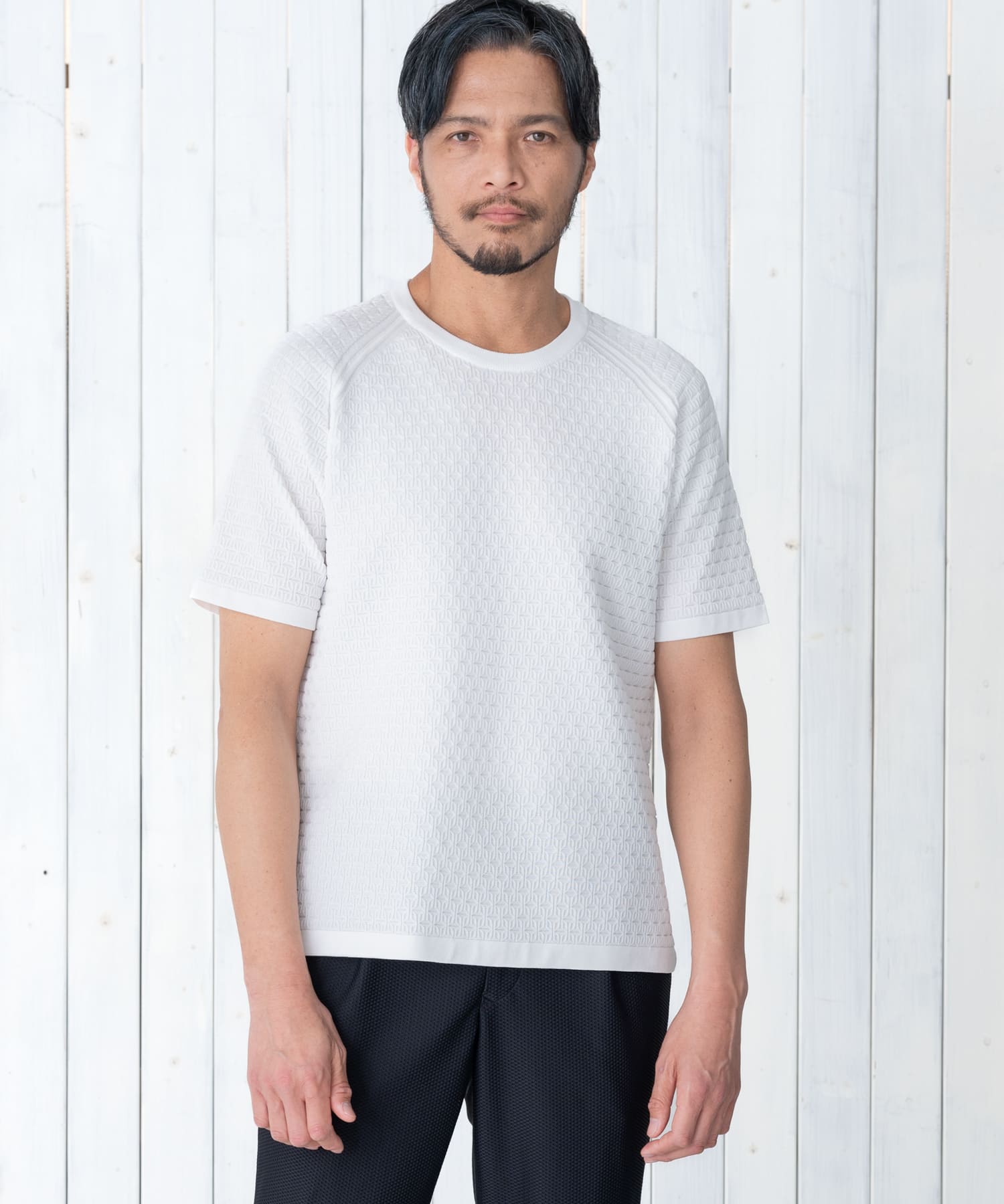 ホワイト　model：186㎝　着用サイズ：L