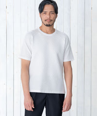 ホワイト　model：186㎝　着用サイズ：L