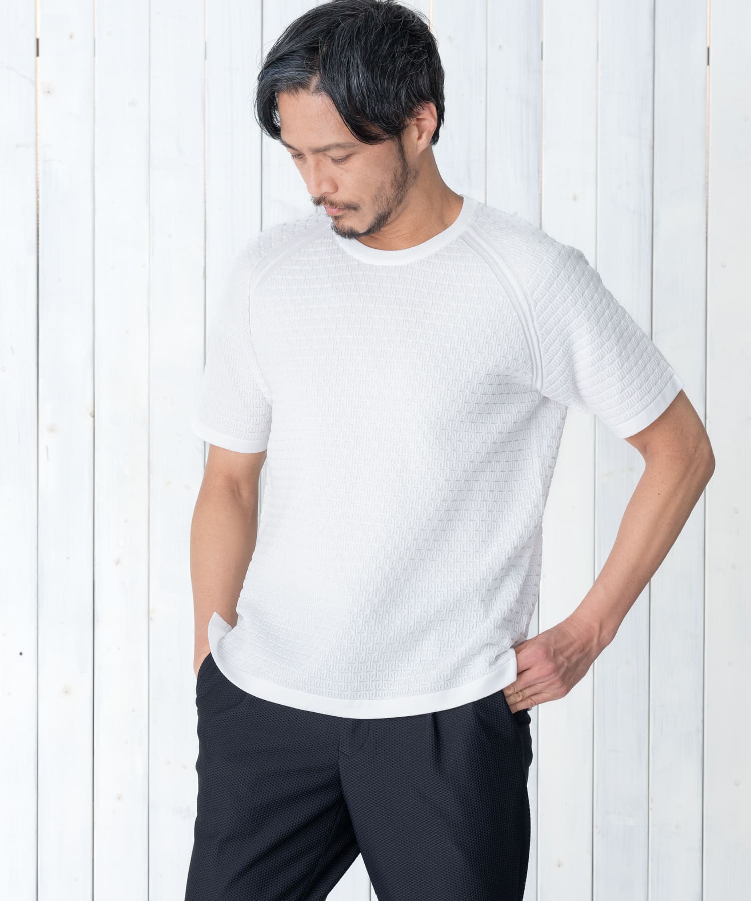 ホワイト　model：186㎝　着用サイズ：L