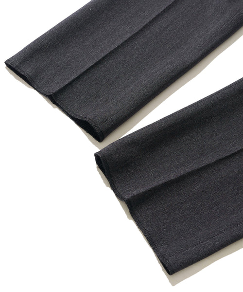 moistiva ストレッチスーツ