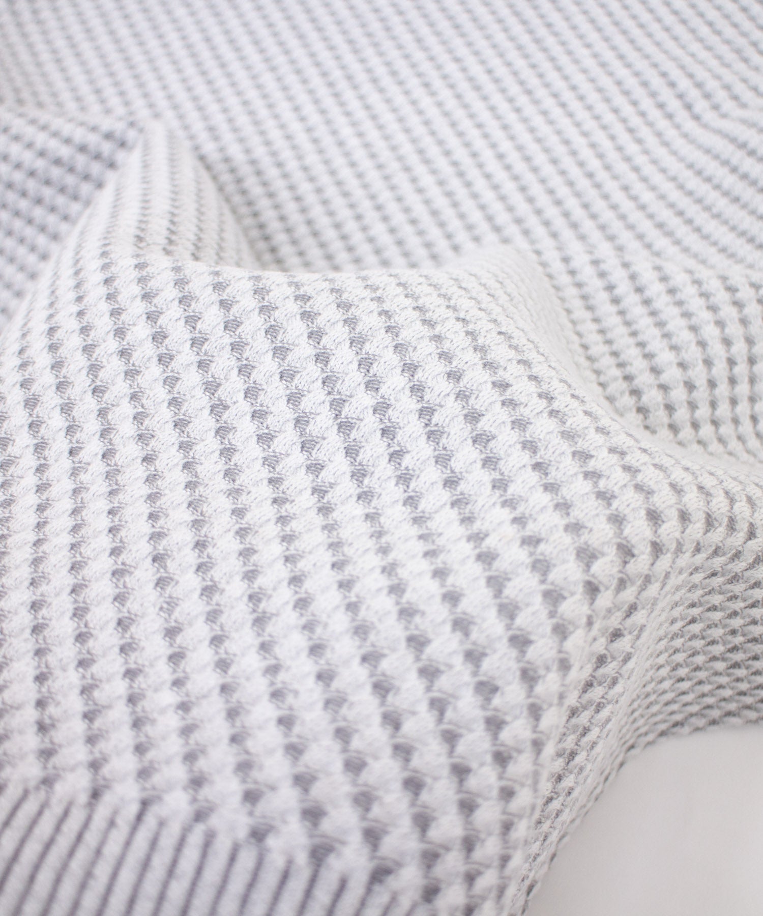 グラフェンクルーネックニット