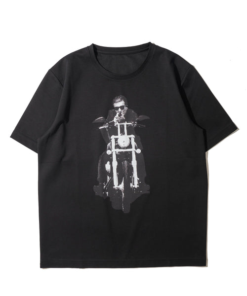 【受注生産:2月お渡し】 【あぶない刑事 × KAZUTAKA KATOH】 ハーレーショットガンTシャツ