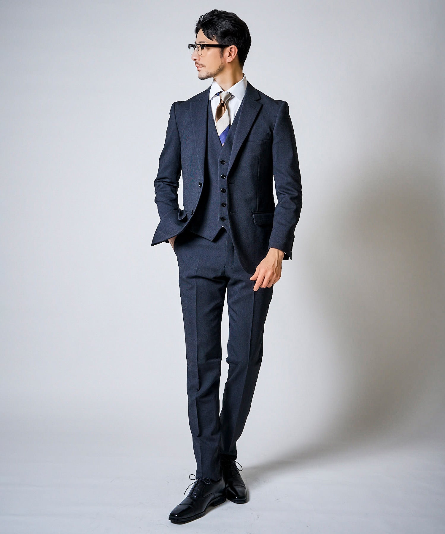 ブラック系1（無地系）　model：177cm 着用サイズ：L